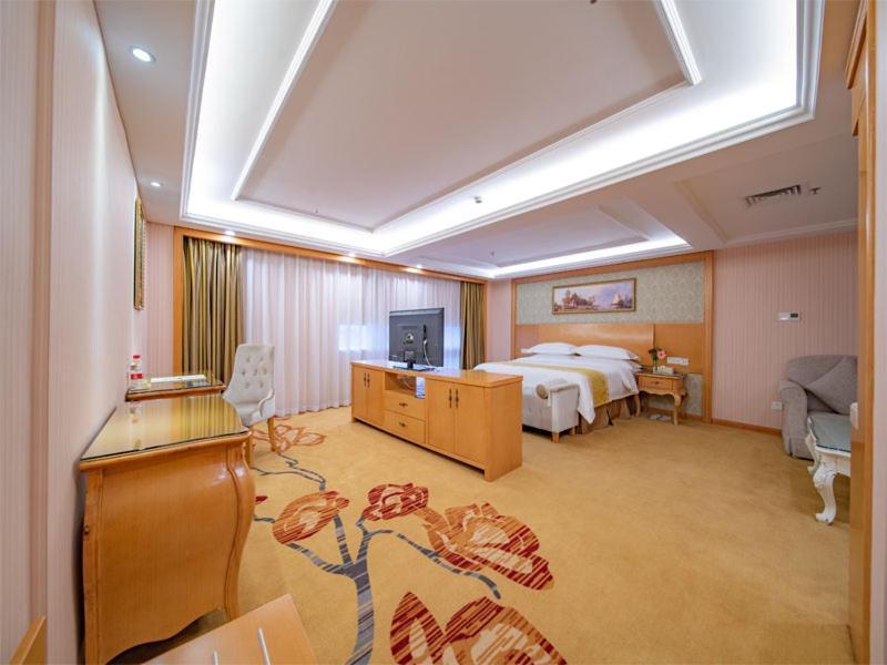 Vienna Hotel Guangzhou Baiyun Dongping Middle Road Exterior foto